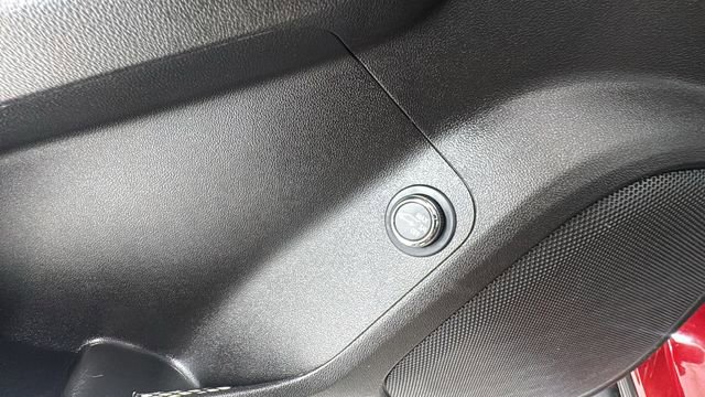 Used 2023 GMC Acadia SLE w/ Driver Convenience Package image 22