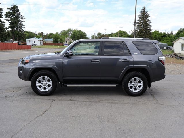 Used 2020 Toyota 4Runner SR5 Premium w/ Moonroof Package AWD/4WD image 9