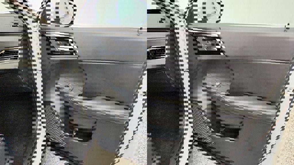 Used 2024 Mitsubishi Outlander Ralliart image 28