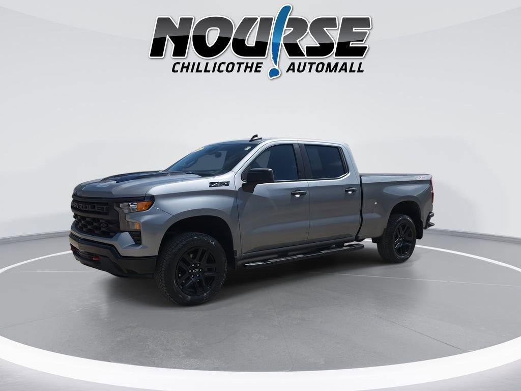 Used 2024 Chevrolet Silverado 1500 Custom Trail Boss w/ LPO, Dark Essentials Package AWD/4WD image 4
