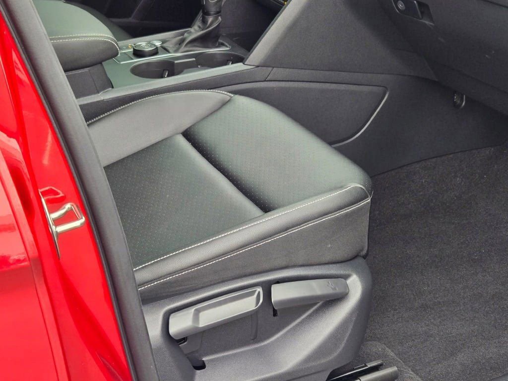 Used 2020 Volkswagen Atlas Cross Sport SE image 6