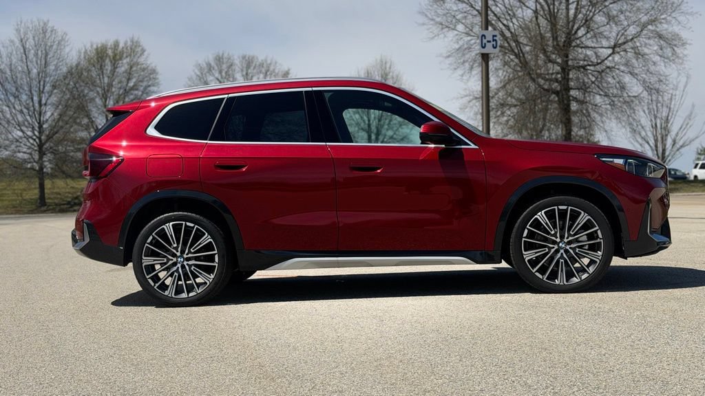 New 2026 BMW X1 xDrive28i w/ Technology Package AWD/4WD image 7