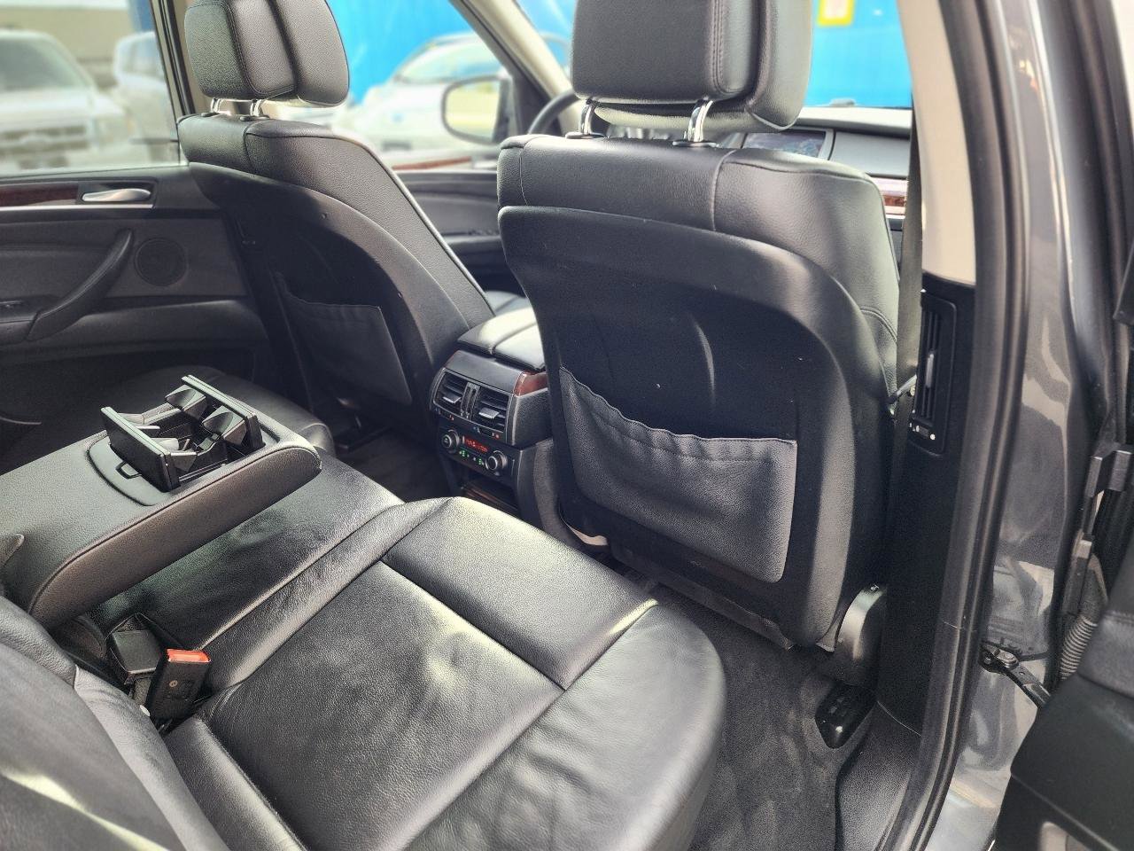 Used 2012 BMW X5 xDrive35d image 31