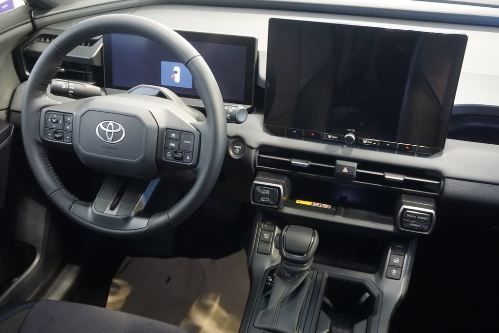 New 2026 Toyota RAV4 XSE AWD/4WD image 31