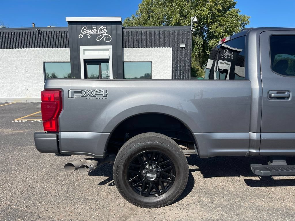 Used 2022 Ford F250 Lariat w/ Black Appearance Pkg AWD/4WD image 4