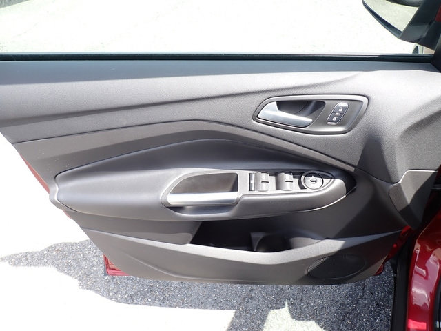 Used 2019 Ford Escape SEL FWD image 20