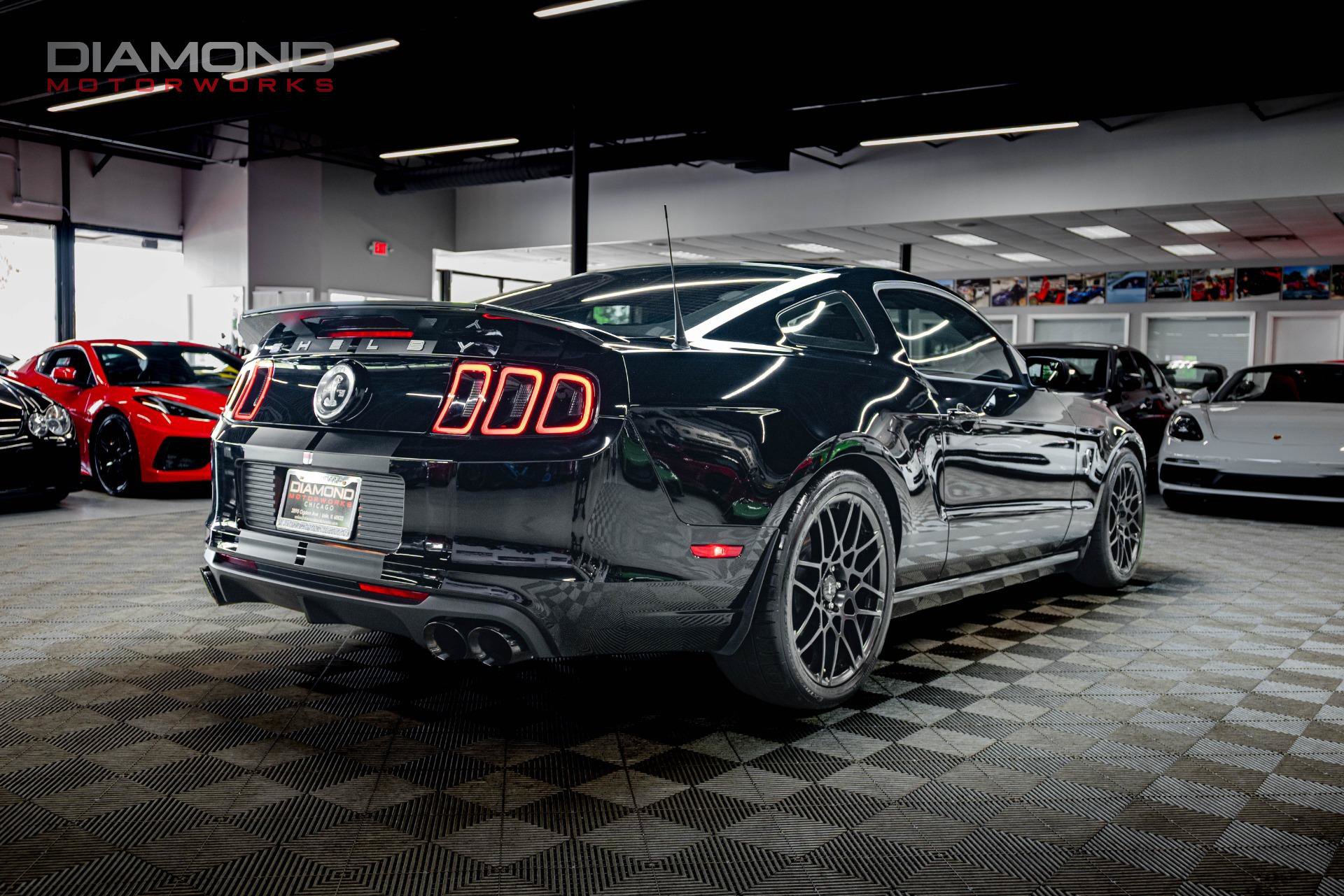 Used 2013 Ford Mustang Shelby GT500 RWD image 21