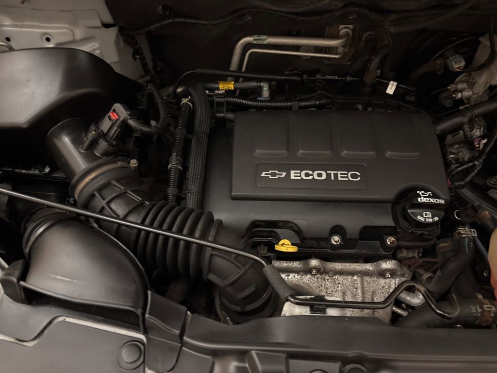 Used 2018 Chevrolet Trax LT w/ LT Convenience Package image 28