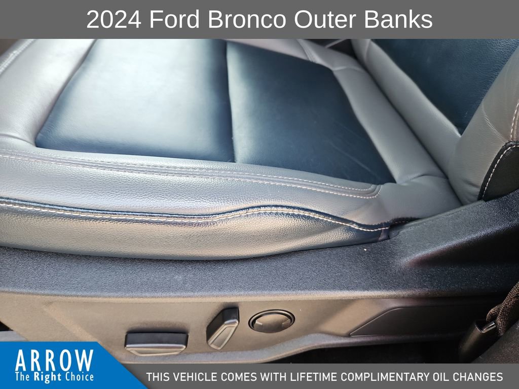 Used 2024 Ford Bronco Outer Banks image 23