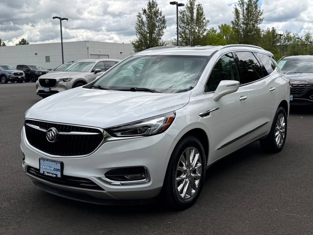 Used 2021 Buick Enclave Premium w/ Sun and Sites Package AWD/4WD image 4
