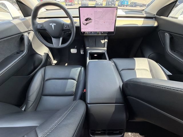 Used 2021 Tesla Model Y Long Range AWD/4WD image 21