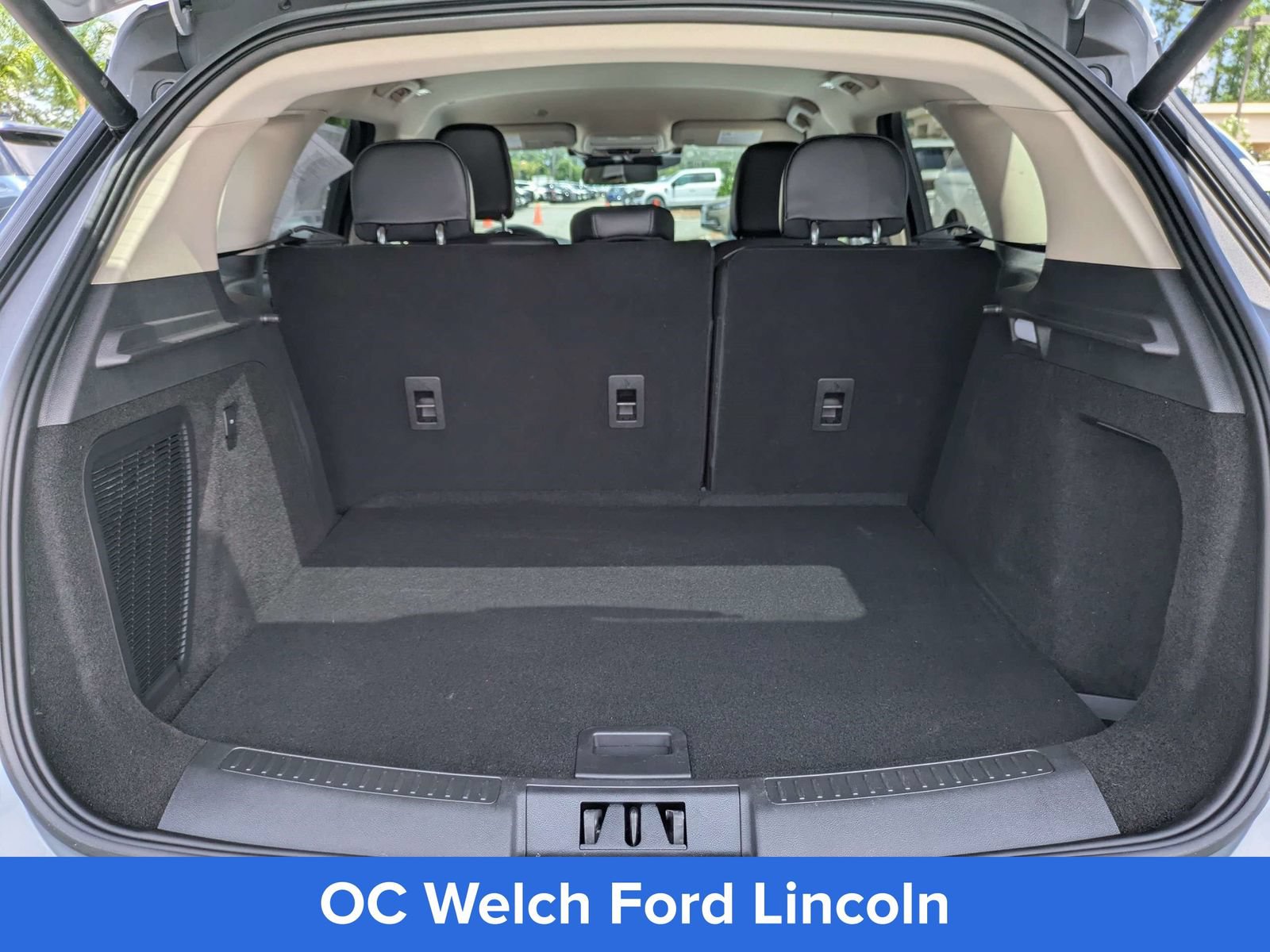 Certified 2026 Lincoln Corsair Premiere FWD image 8