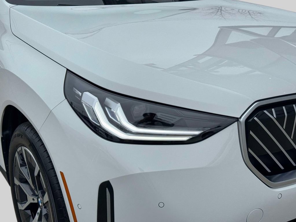 Certified 2025 BMW X3 xDrive30i w/ Convenience Package image 7