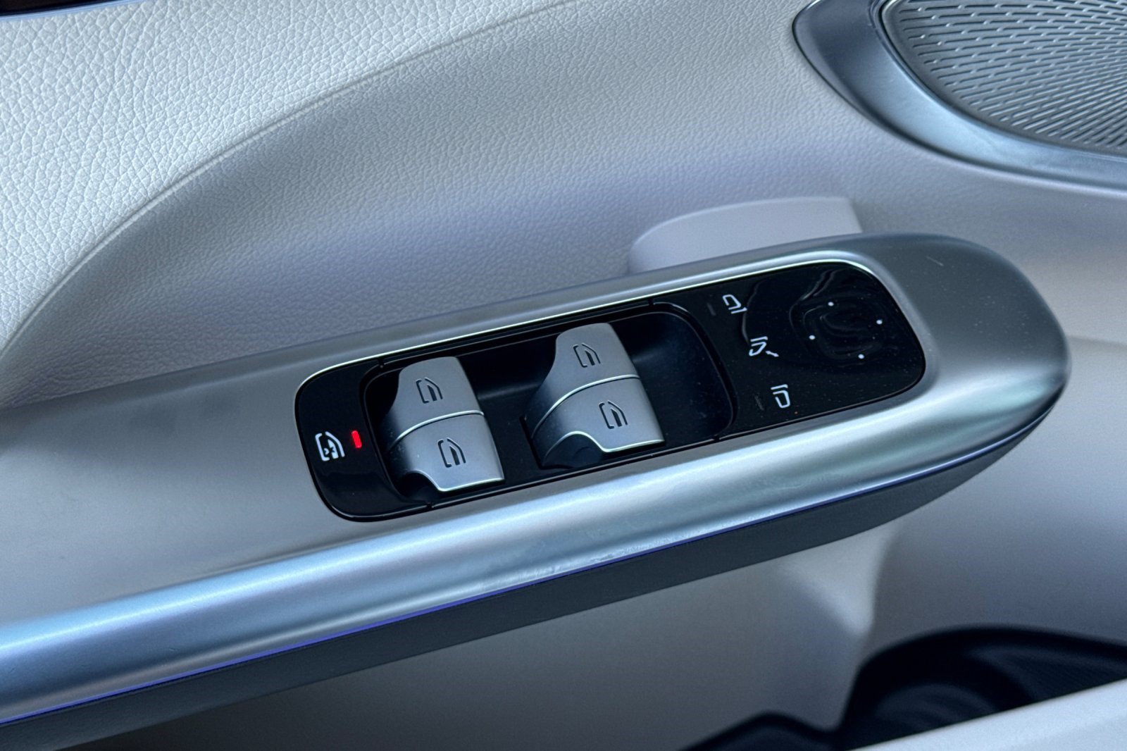 Certified 2023 Mercedes-Benz C 300 Sedan image 14