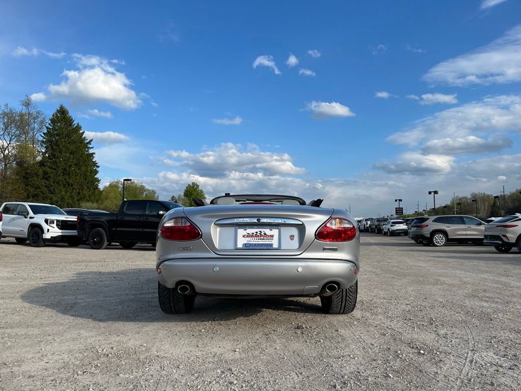 Used 2004 Jaguar XK8 Convertible RWD image 9
