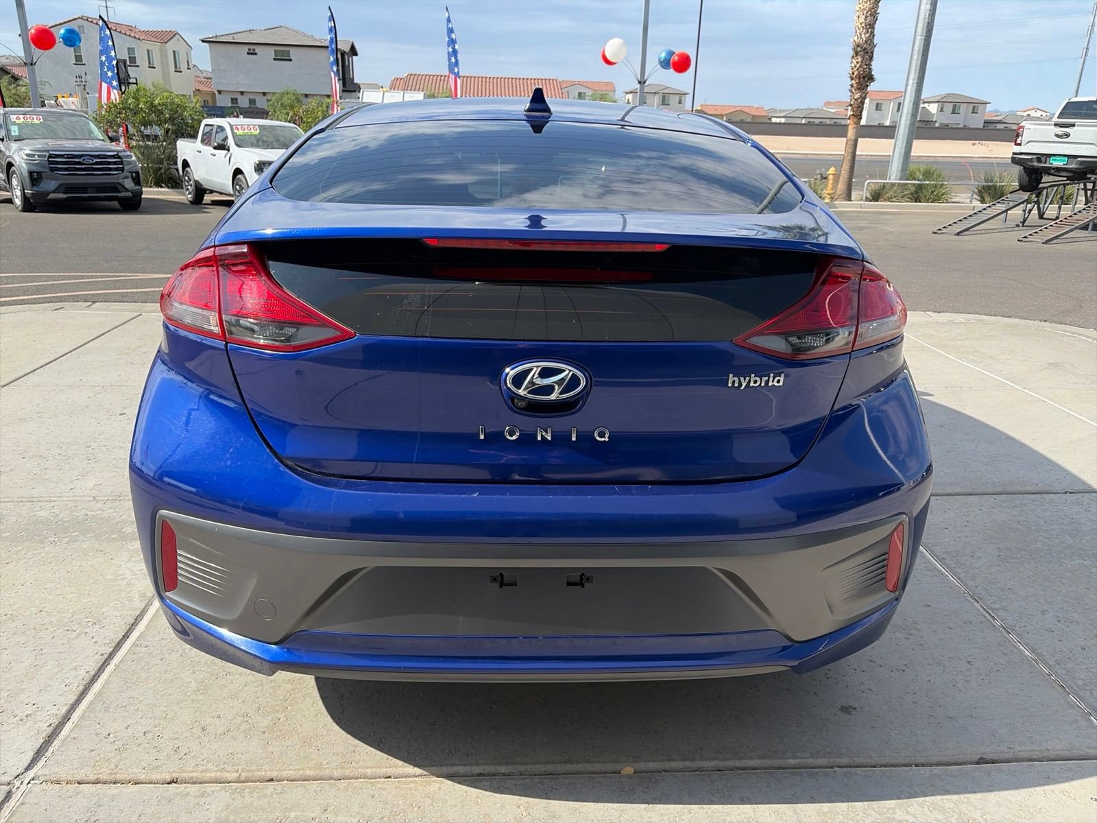 Used 2020 Hyundai Ioniq SE FWD image 4