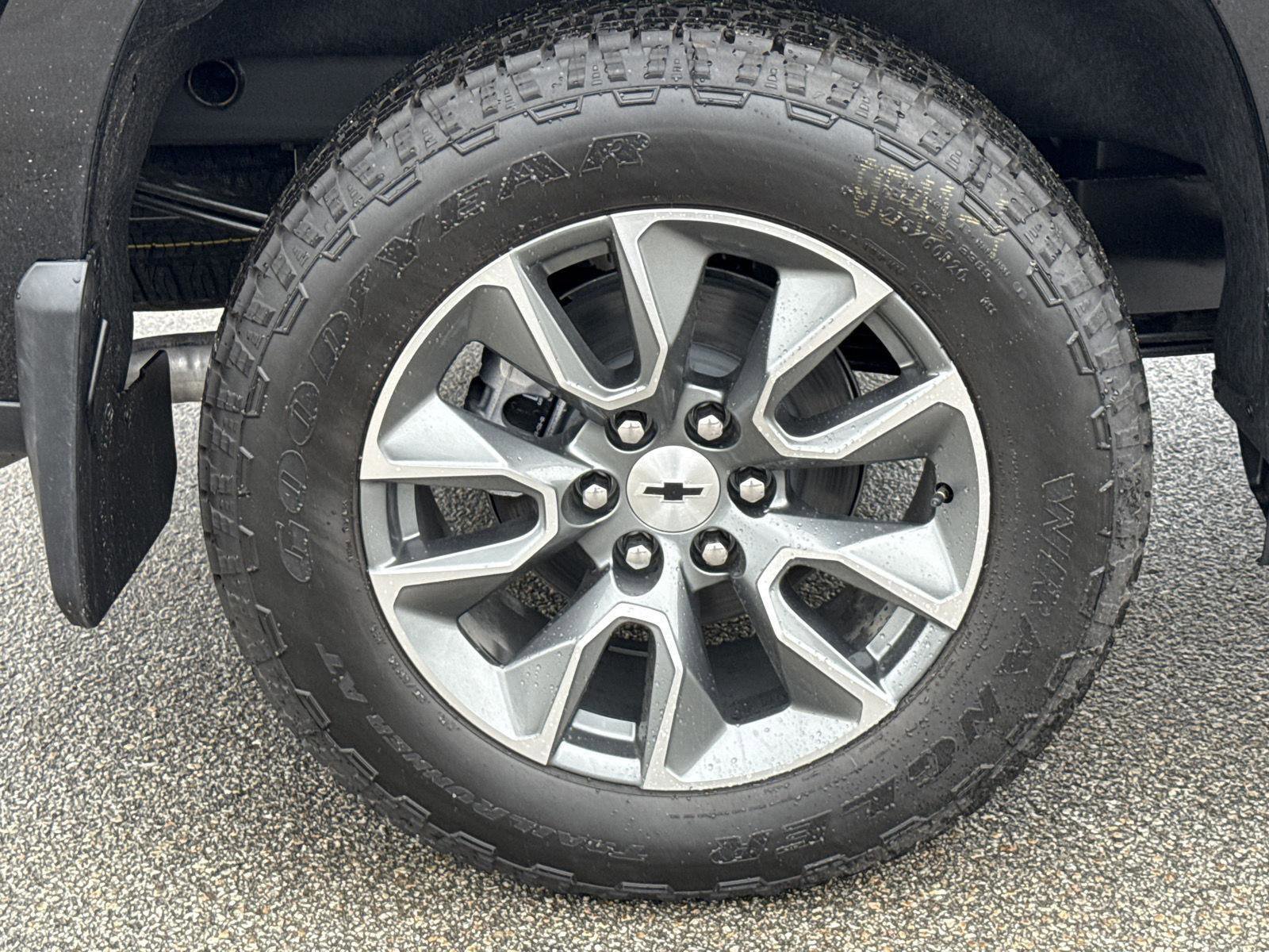 New 2026 Chevrolet Silverado 1500 RST w/ LPO, Dark Essentials Package image 9