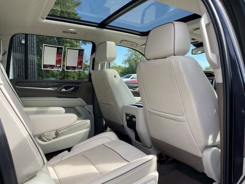Used 2023 GMC Yukon XL Denali w/ Max Trailering Package image 37