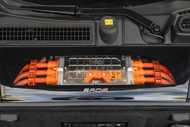 Used 2025 Ferrari SF90 Spider image 76