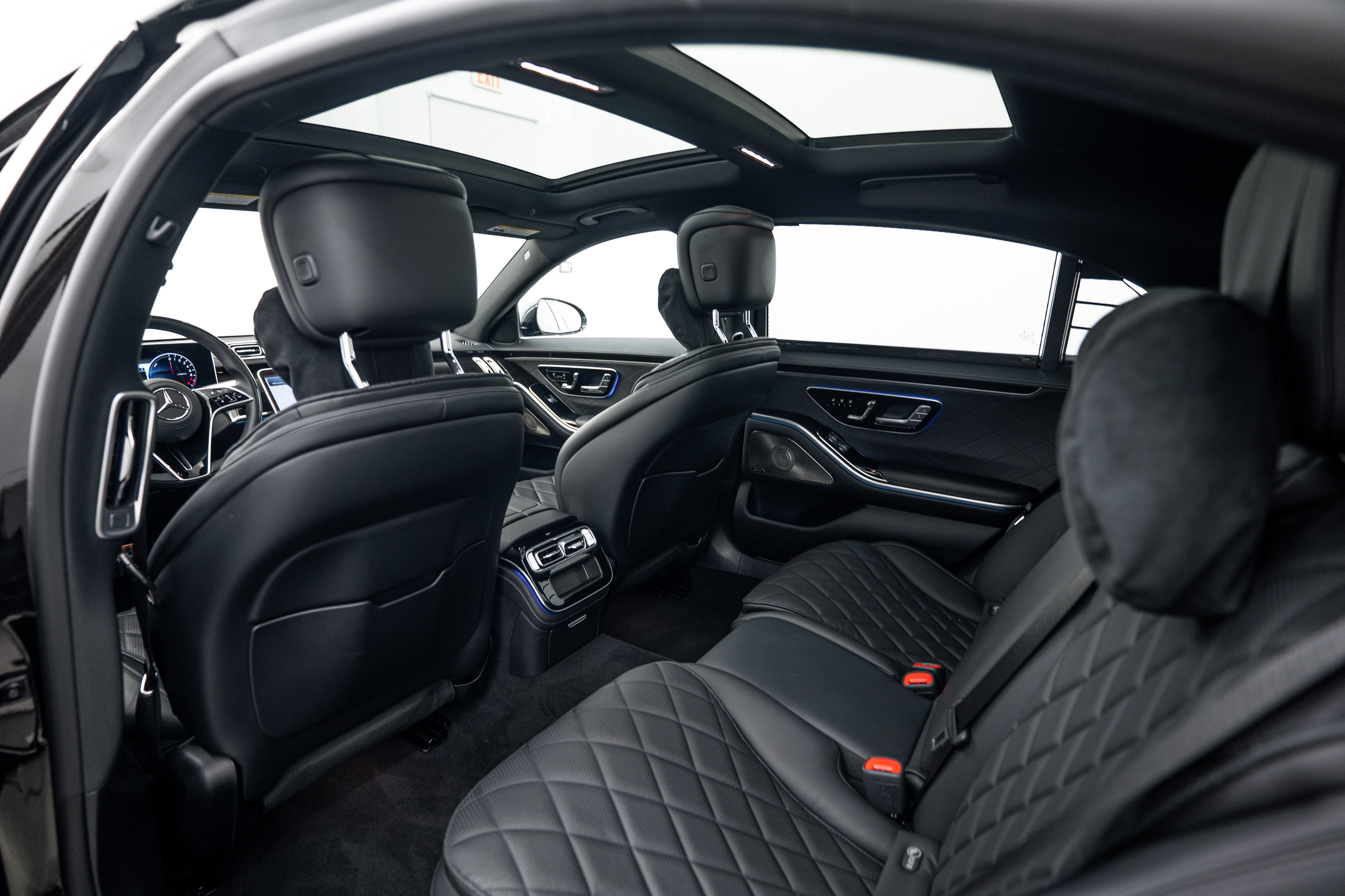 Used 2024 Mercedes-Benz S 580e 4MATIC Sedan image 26