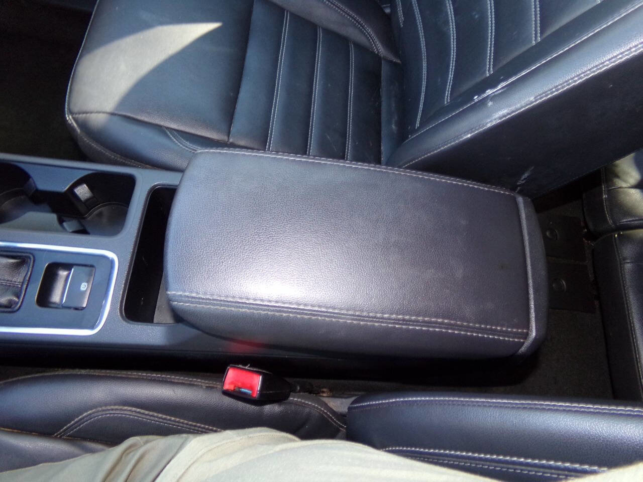 Used 2018 Ford Escape SEL image 57