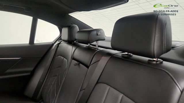 Used 2024 BMW 530i w/ Premium Package RWD image 45