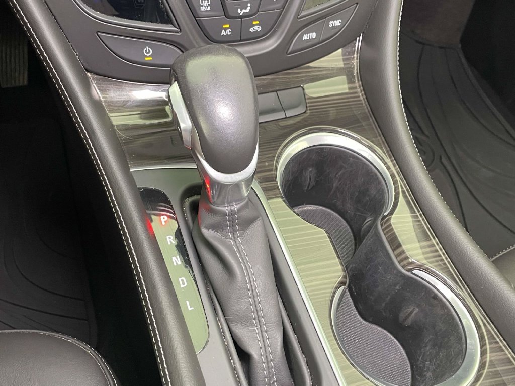 Used 2020 Buick Envision Premium w/ LPO, Road Trip Package AWD/4WD image 27