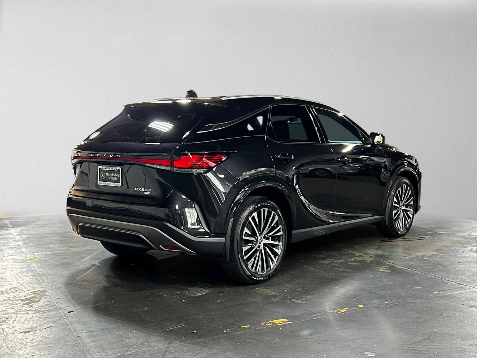 Used 2025 Lexus RX 350 Premium Plus w/ Convenience Package AWD/4WD image 3