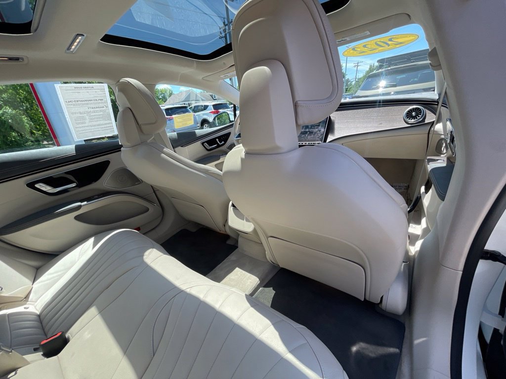 Used 2022 Mercedes-Benz EQS 450+ Sedan image 20