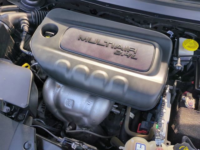 Used 2021 Jeep Cherokee Latitude Plus AWD/4WD image 30