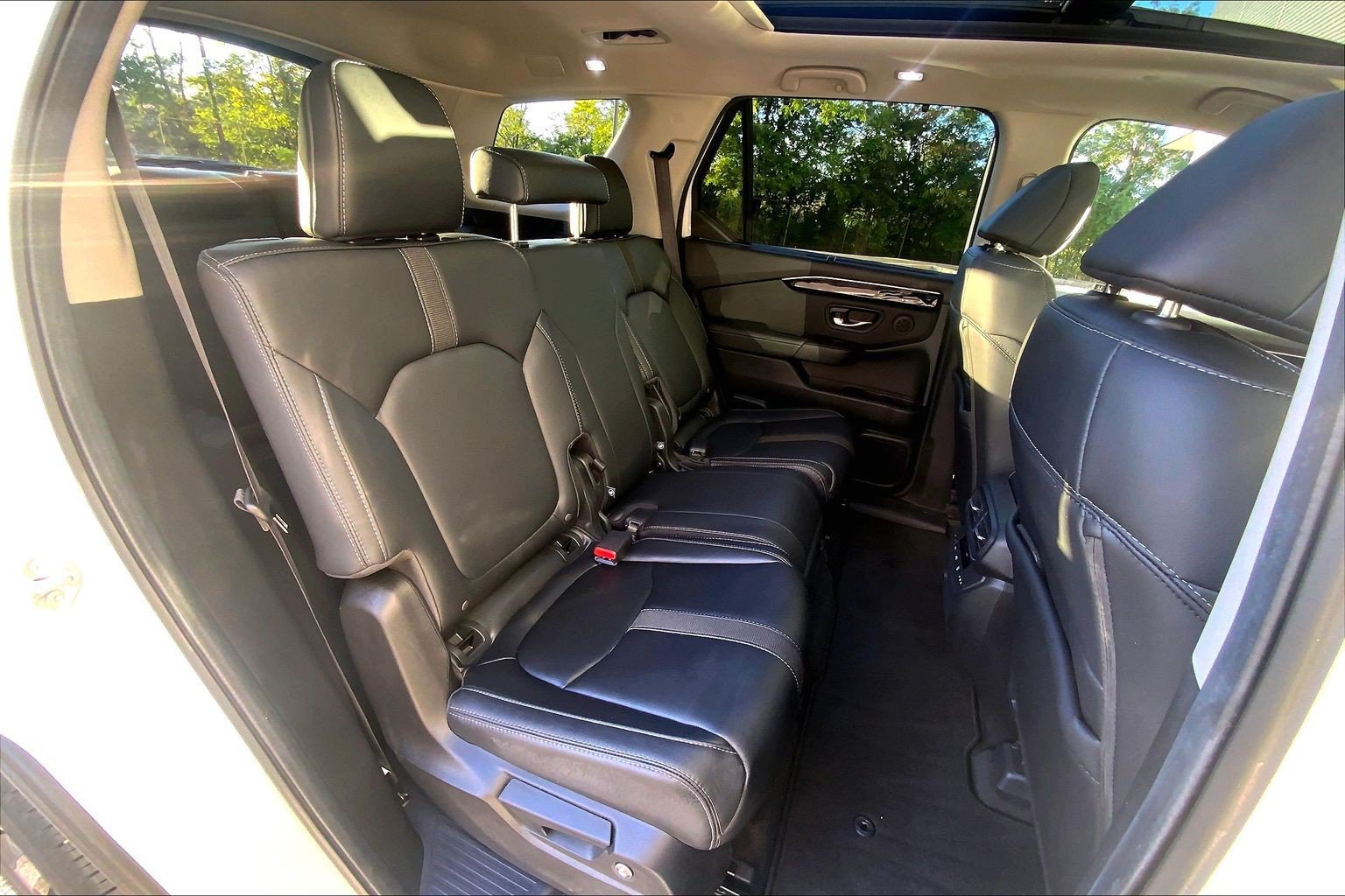 Used 2025 Honda Pilot Touring image 19