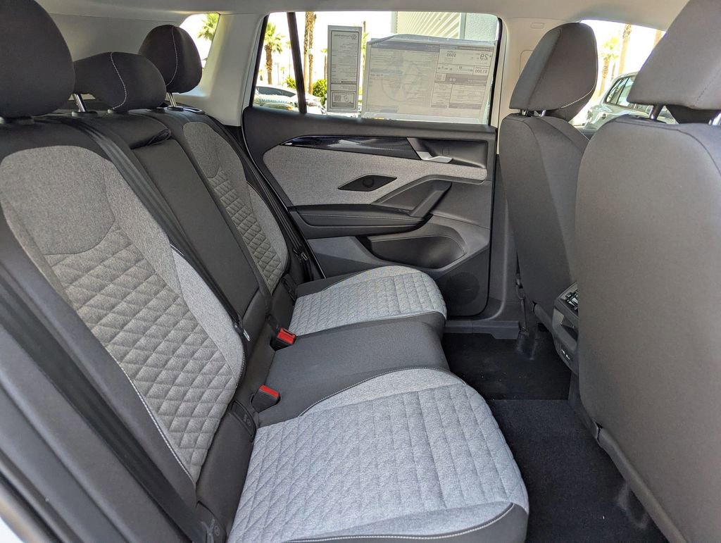 Certified 2025 Volkswagen Tiguan S image 19