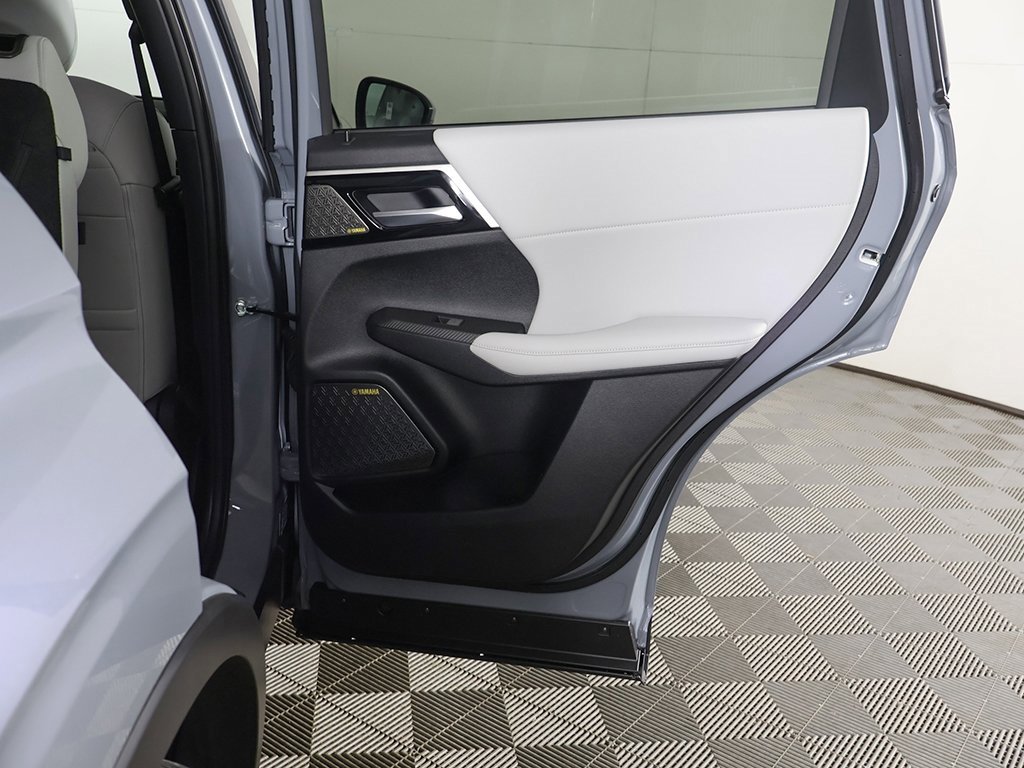 New 2026 Mitsubishi Outlander SE image 29