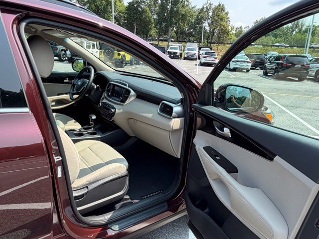 Used 2020 Kia Sorento S FWD image 27
