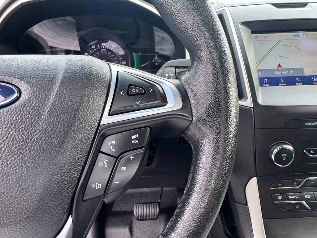 Used 2020 Ford Edge SEL w/ Convenience Package AWD/4WD image 16