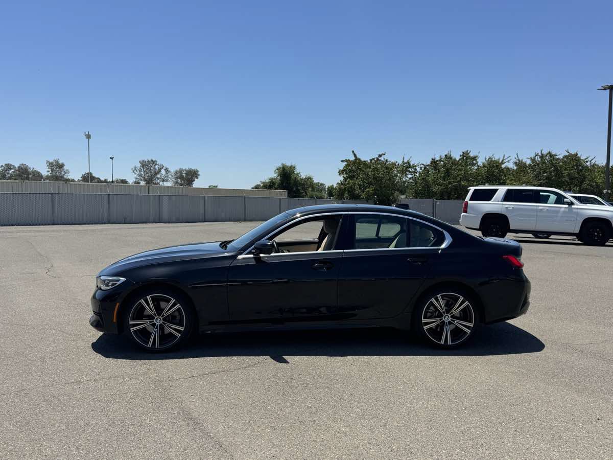 Used 2021 BMW 330i Sedan w/ Convenience Package RWD image 6