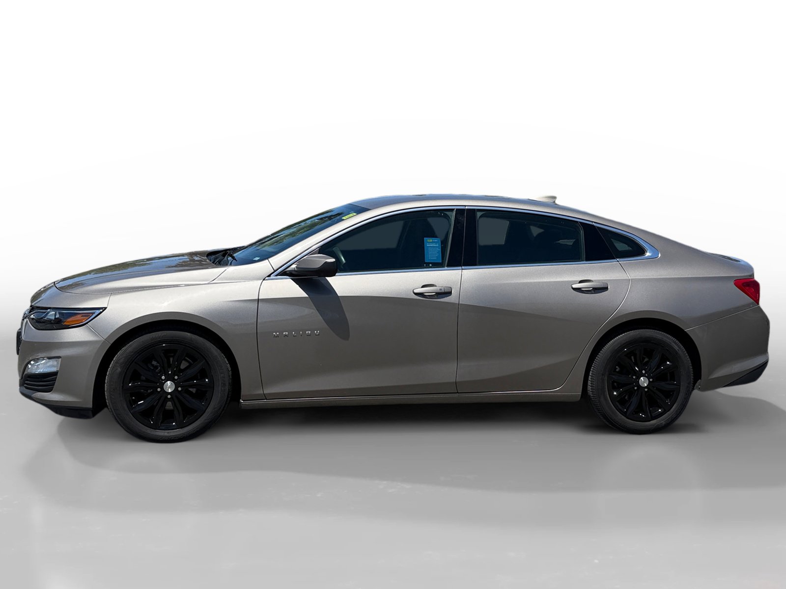 Used 2023 Chevrolet Malibu LT FWD image 2