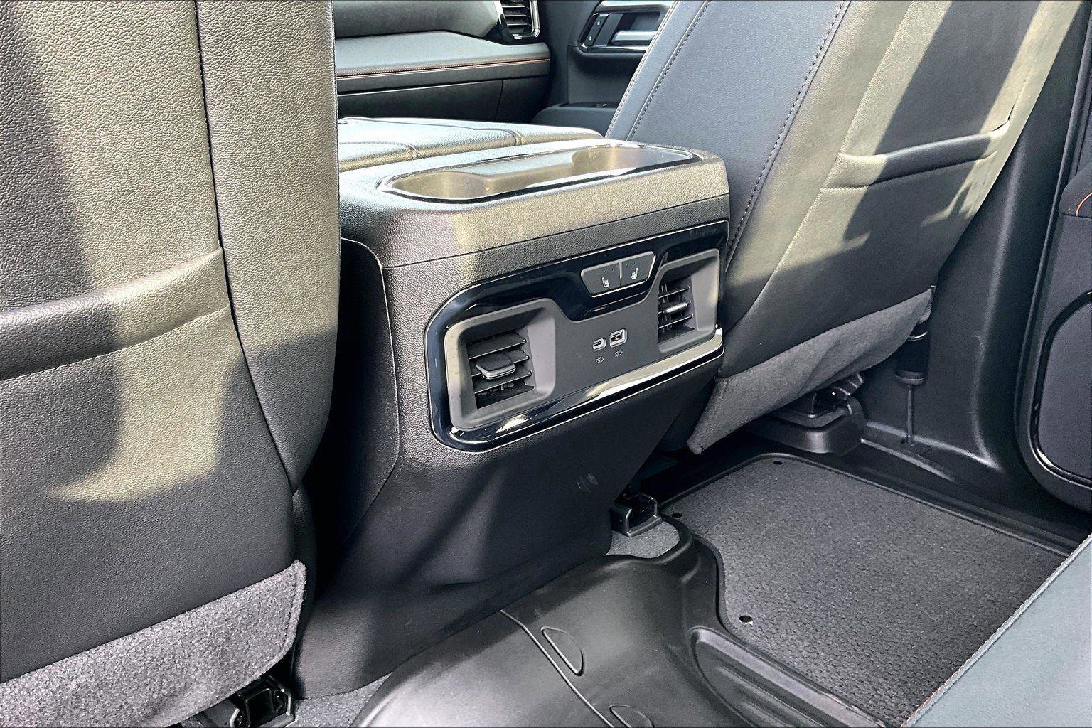 Used 2025 GMC Sierra 3500 AT4 w/ AT4 Premium Plus Package image 35