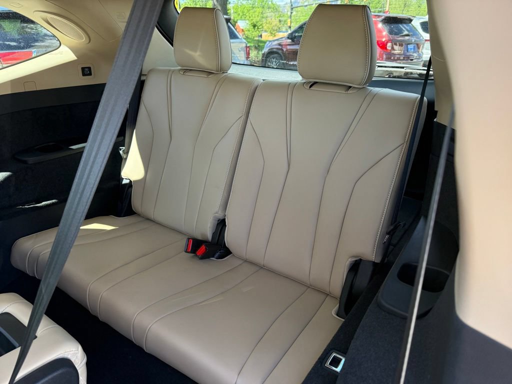 Certified 2026 Acura MDX w/ Advance Package AWD/4WD image 20