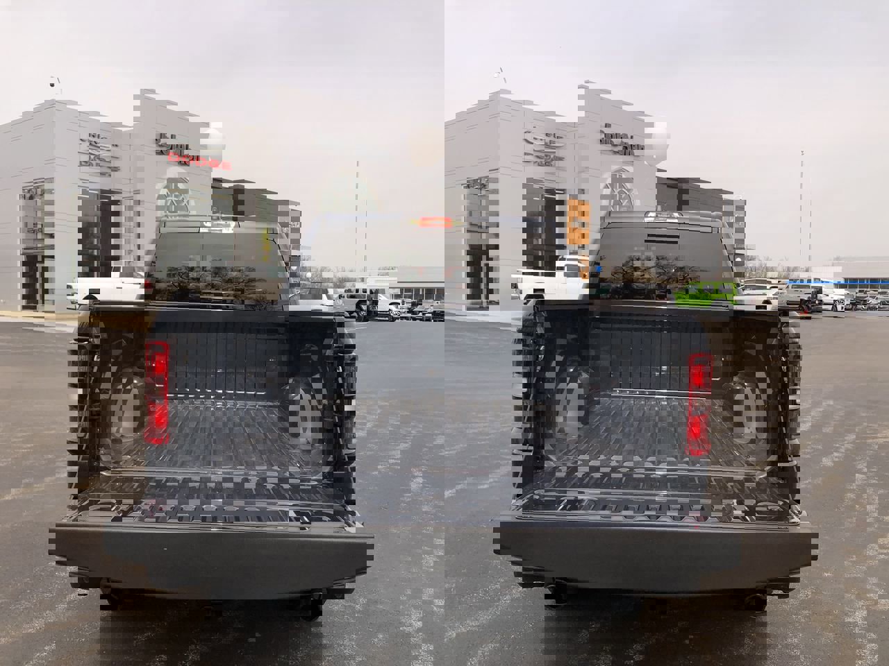 New 2026 RAM 1500 4x4 Crew Cab image 17