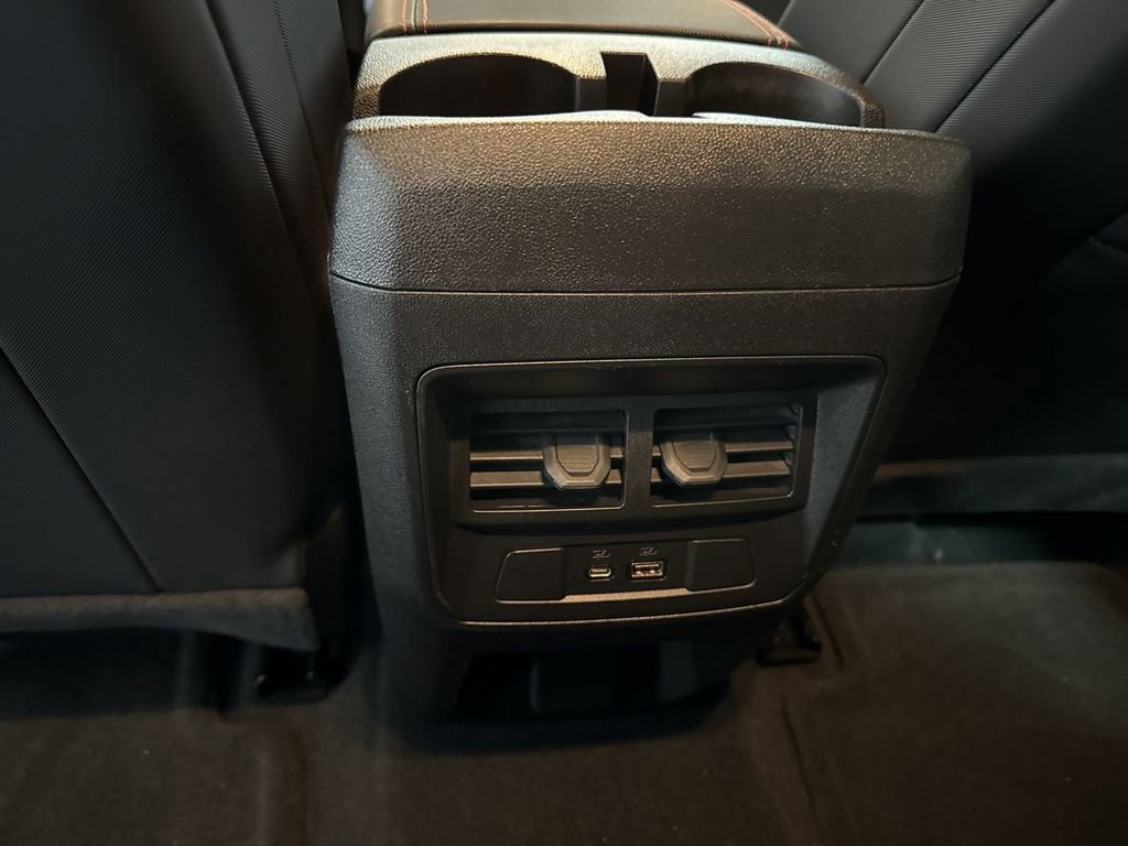 Used 2024 Chevrolet Colorado Z71 w/ Z71 Convenience Package 2 image 22