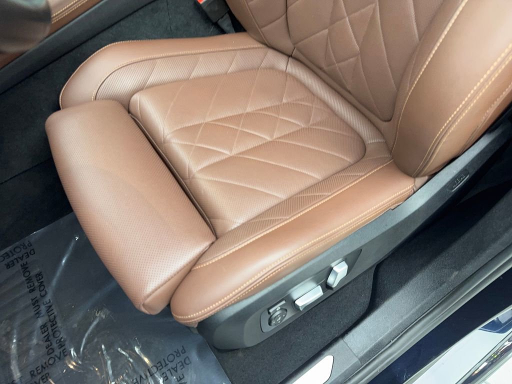 Used 2023 BMW X6 xDrive40i w/ M Sport Package image 30