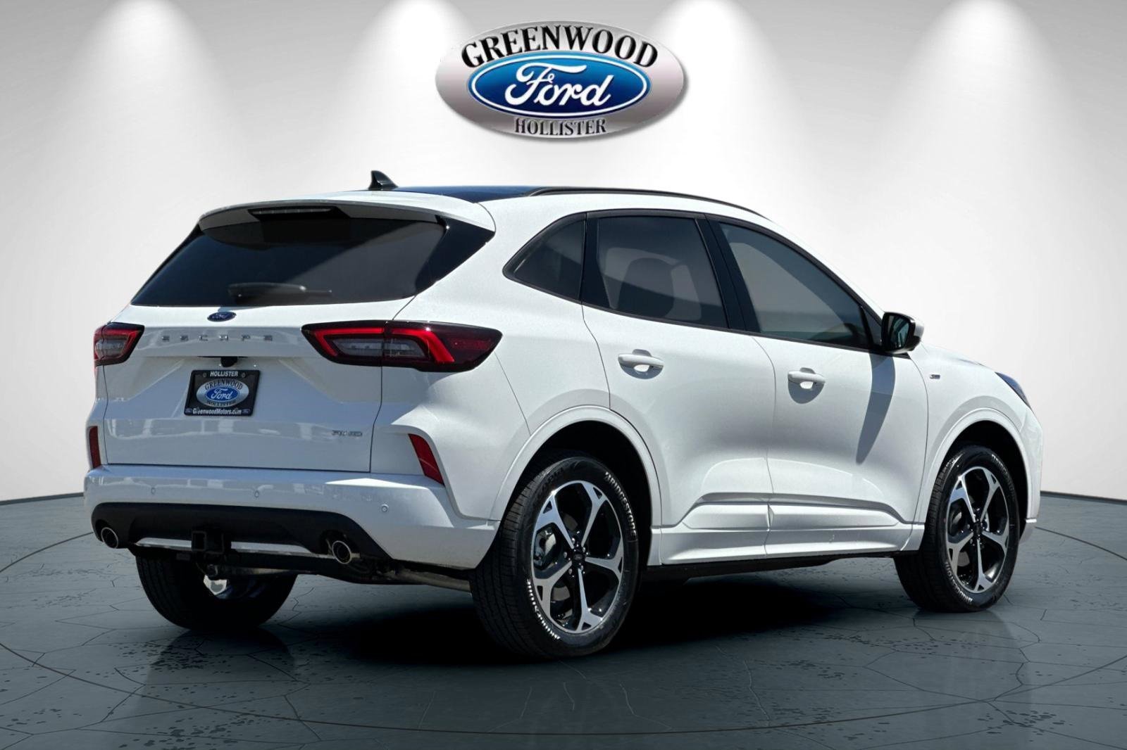 New 2024 Ford Escape ST-Line Select w/ Tech Pack #2 image 4