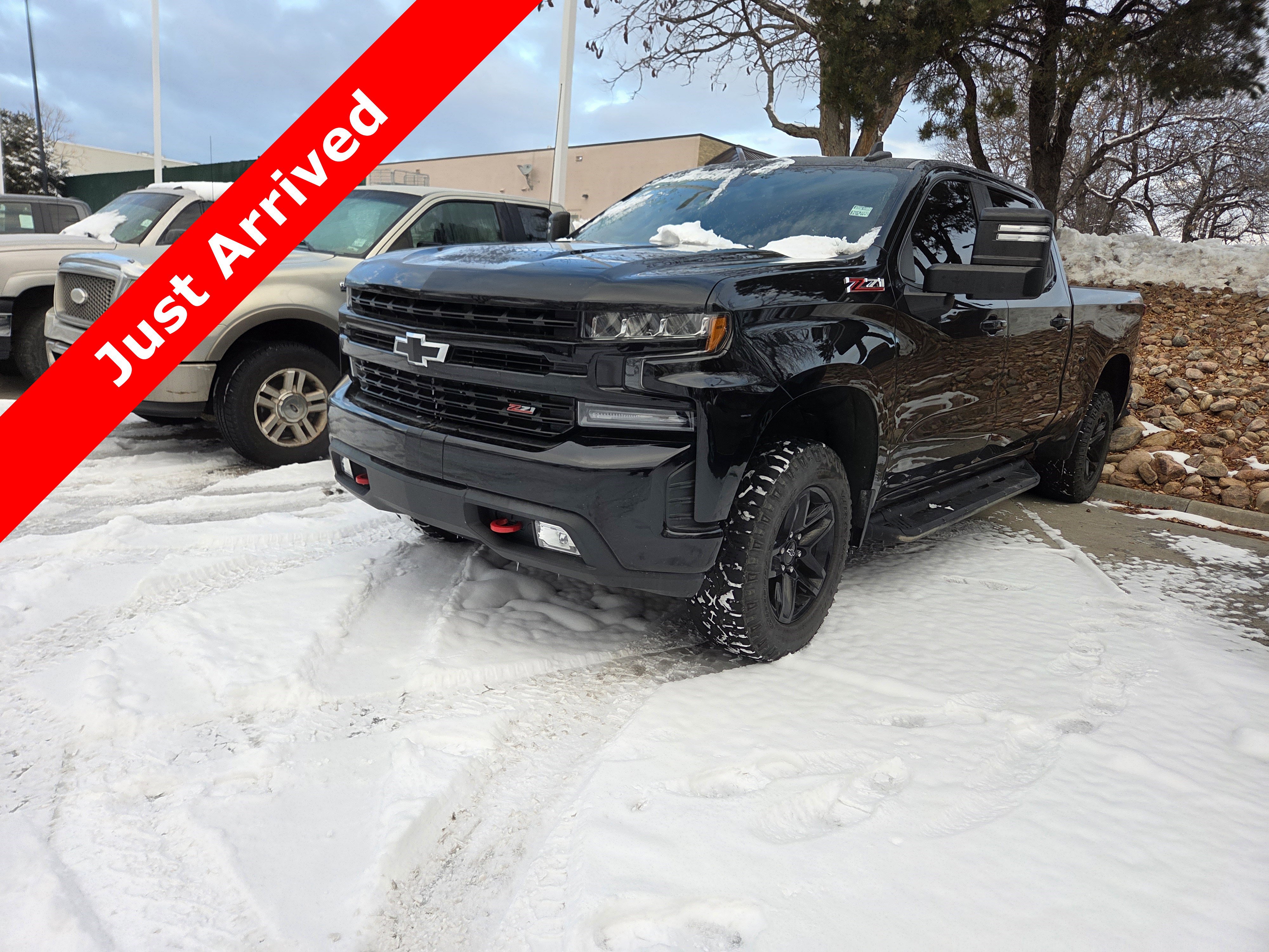 Used 2020 Chevrolet Silverado 1500 LT Trail Boss w/ Convenience Package image 1