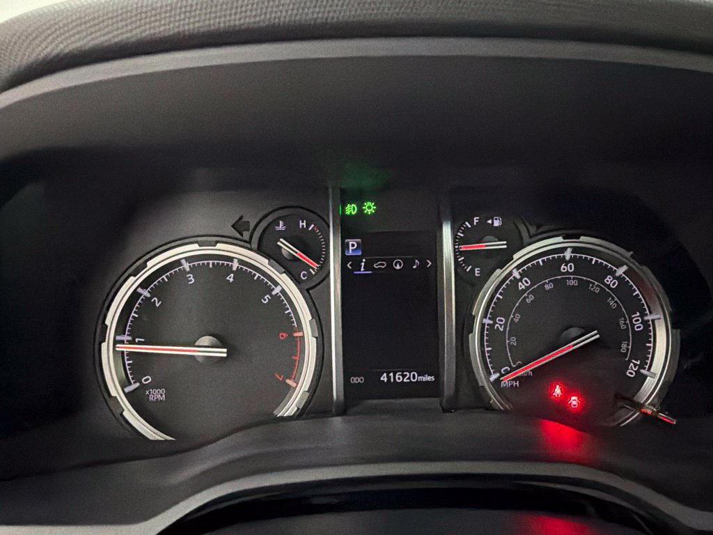 Used 2021 Toyota 4Runner TRD Off-Road Premium w/ Moonroof Package AWD/4WD image 15