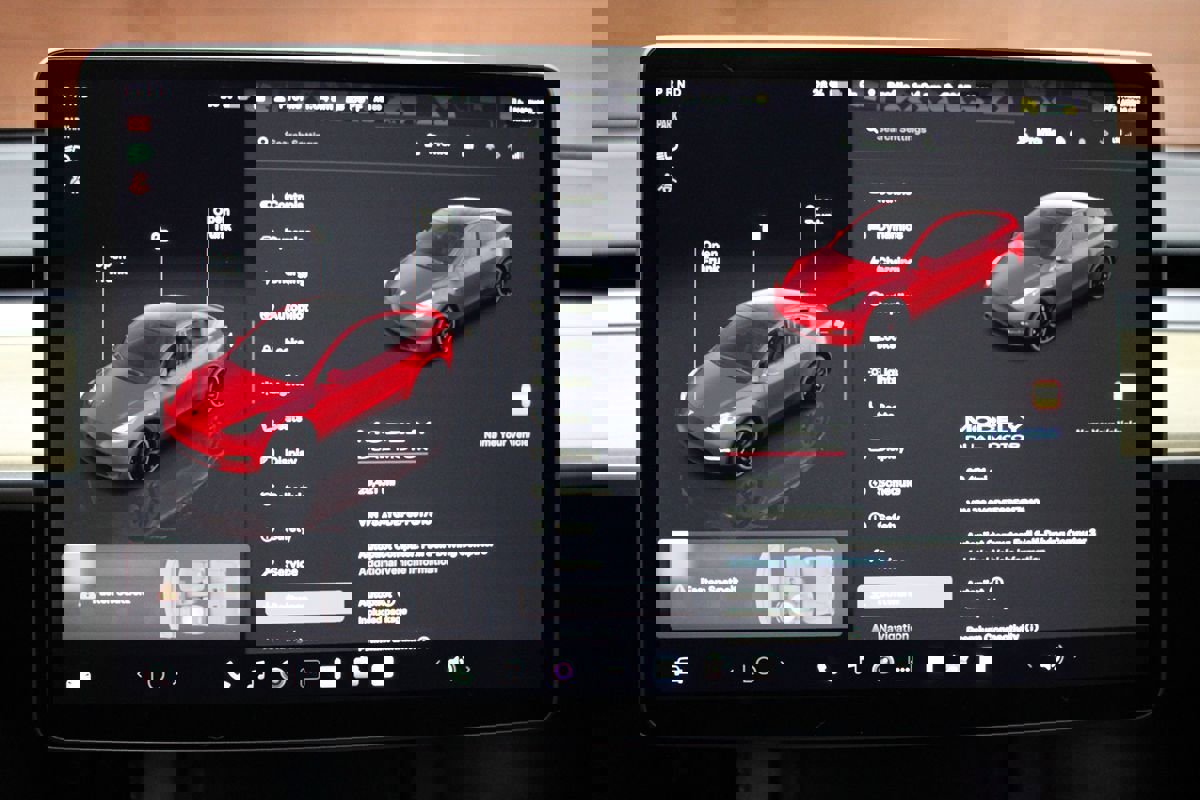 Used 2023 Tesla Model Y Performance image 44