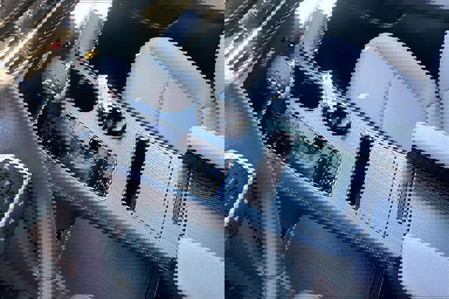 Used 2025 Toyota Sienna XLE w/ XLE Plus Package image 16