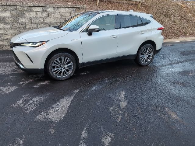 Used 2021 Toyota Venza Limited w/ Advanced Technology Package image 5