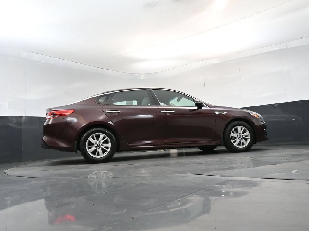 Used 2016 Kia Optima LX FWD image 24