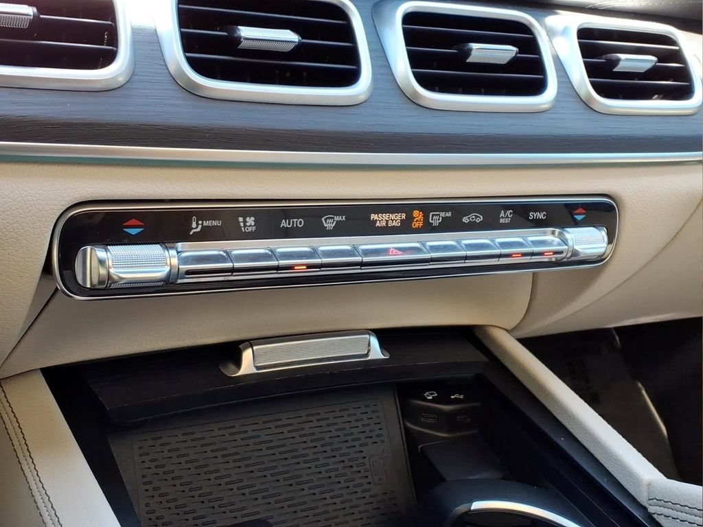 Used 2020 Mercedes-Benz GLS 450 4MATIC image 7